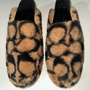 Coach Women’s Holly Logo Shearling Loafers Size 6